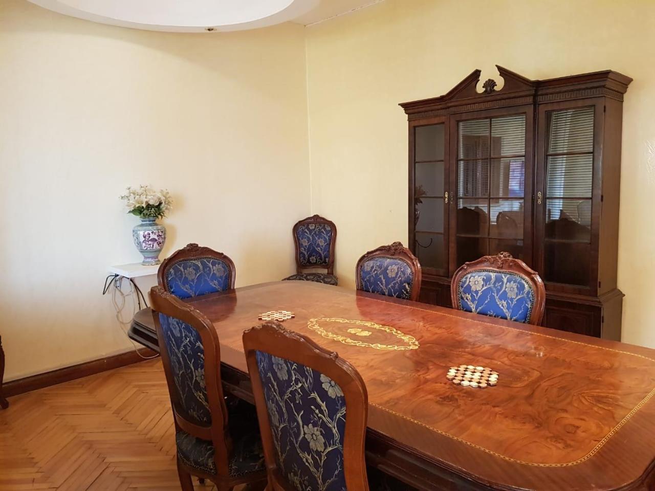 3br Cosy Near 5a, New Families Only *